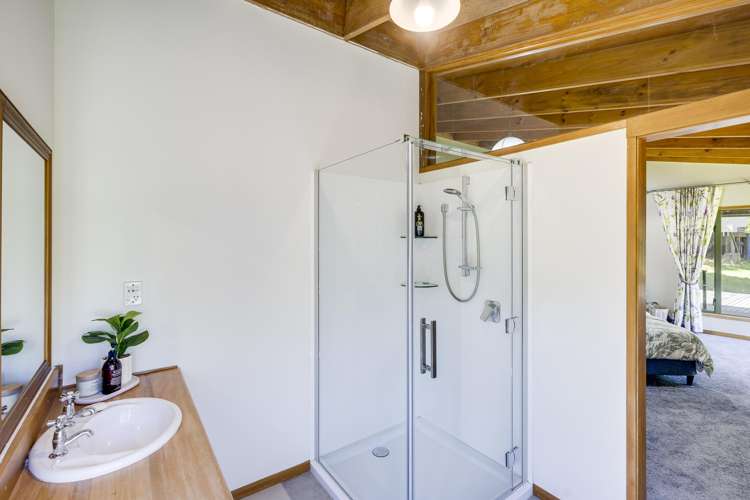 1079 Ellis Wallace Road Eskdale_13