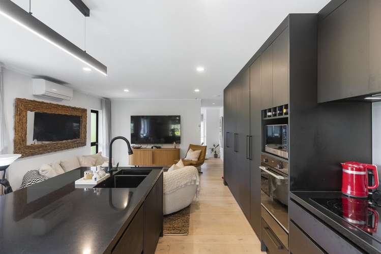 15 Polo Prince Drive Totara Park_11