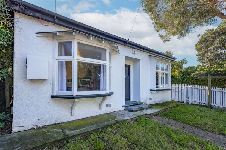 31 York Street Waltham_16