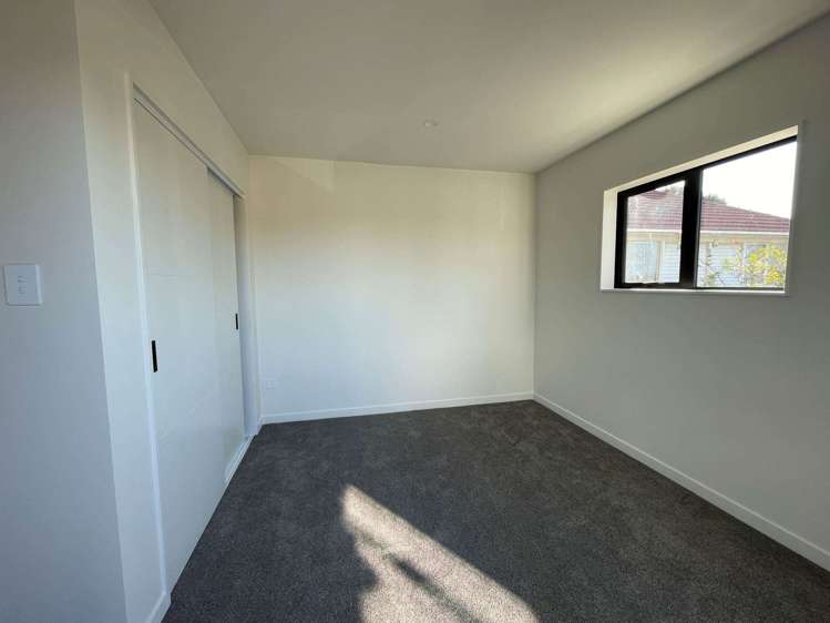 1/4 Glenmore Road Sunnyhills_6