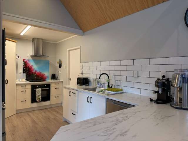 10 Pamir Place 1185_3