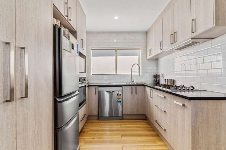 66 Sunlands Drive Manurewa_12