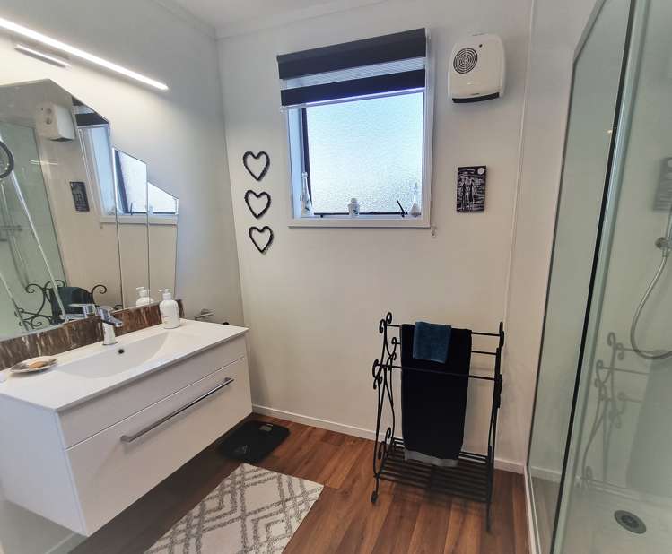 23 Shrewsbury Street Riverton_12