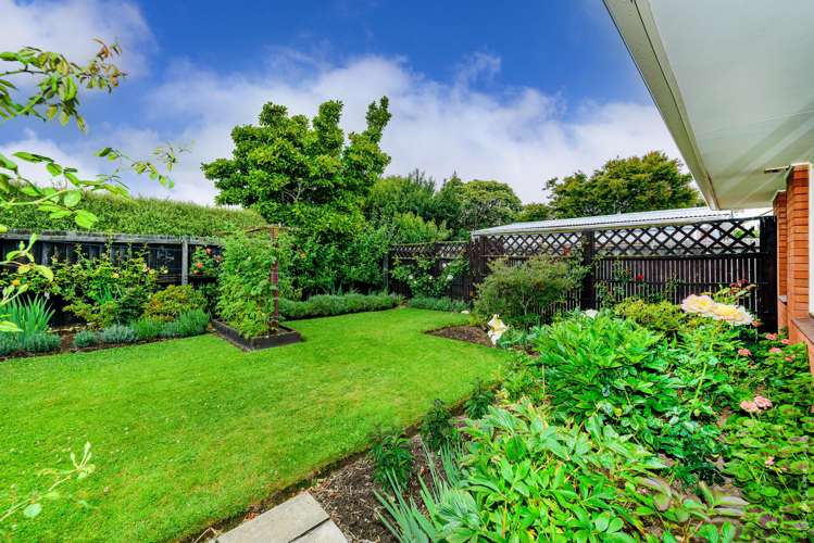 2/7 Camberwell Place Avonhead_2