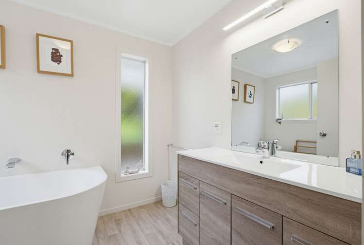 50 Gallagher Drive Tairua_30