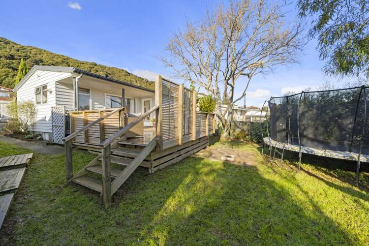 35 Antrim Crescent Wainuiomata_19