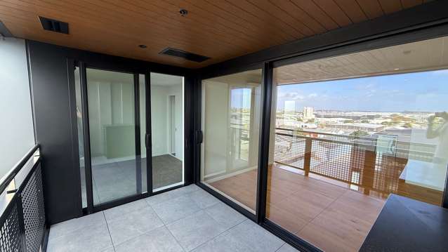 602R/11B Spring Street Onehunga_1