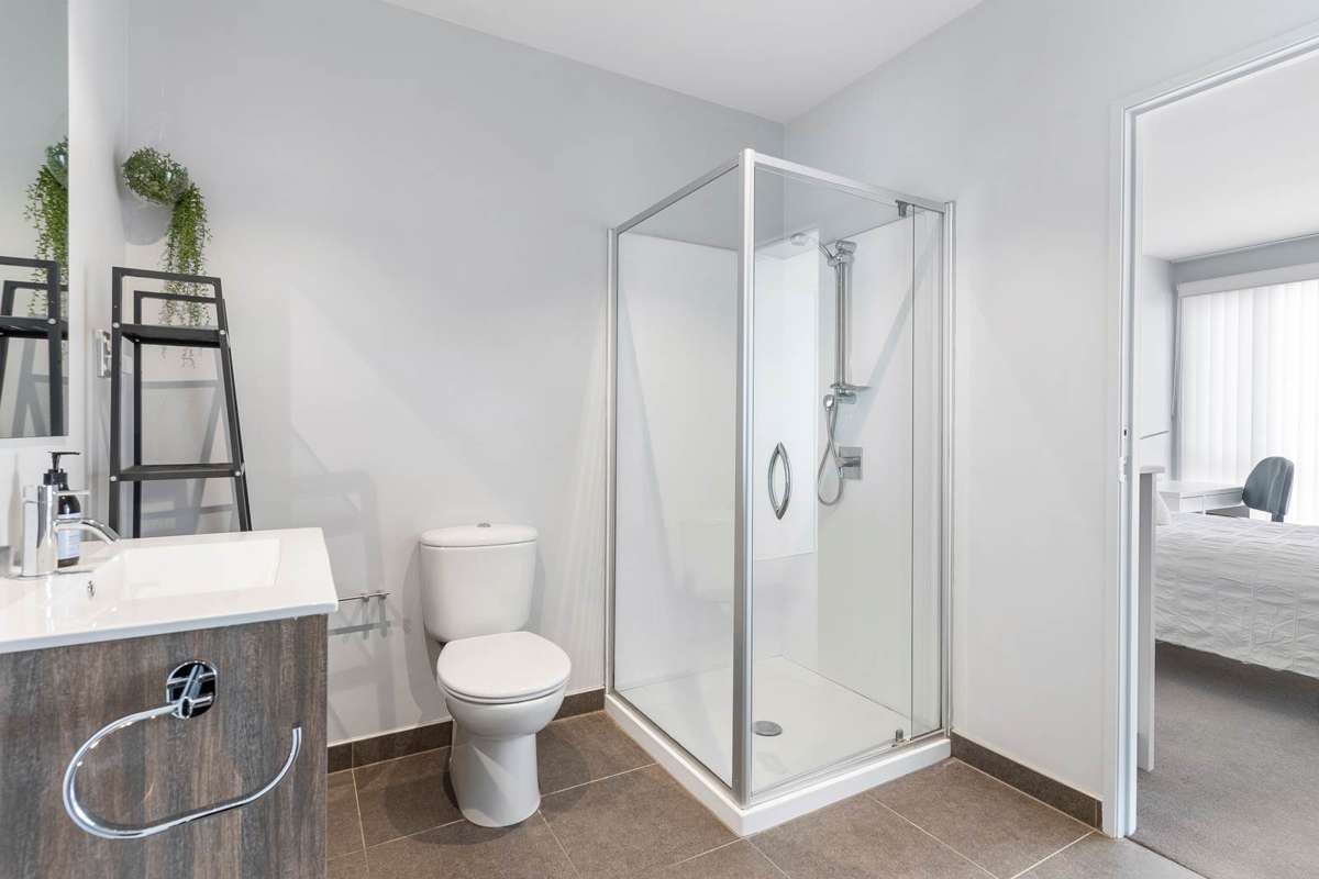 C 405/130 Anzac Street_2