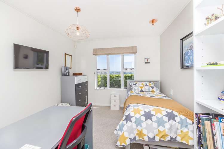 1 Signallers Grove Strathmore Park_14