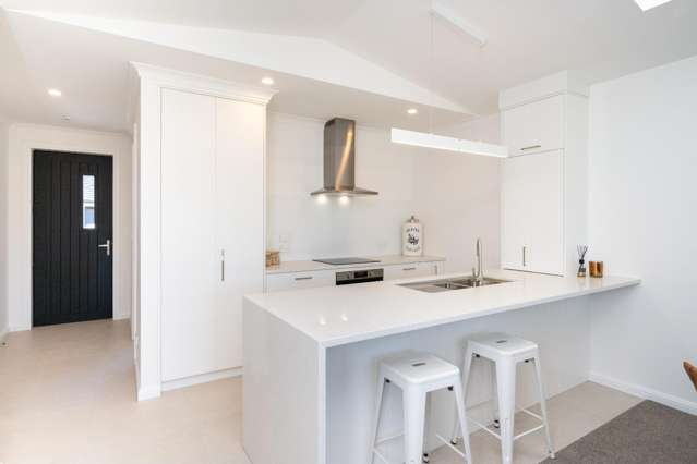 57 Read Crescent 2117_3