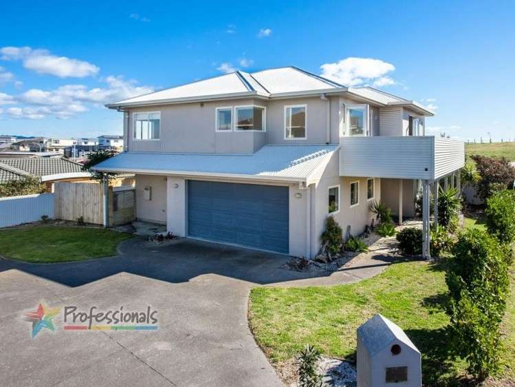 5 Esplanade Rise Coastlands_21