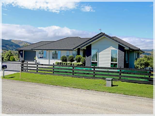 17 Westwood Drive Aokautere_2