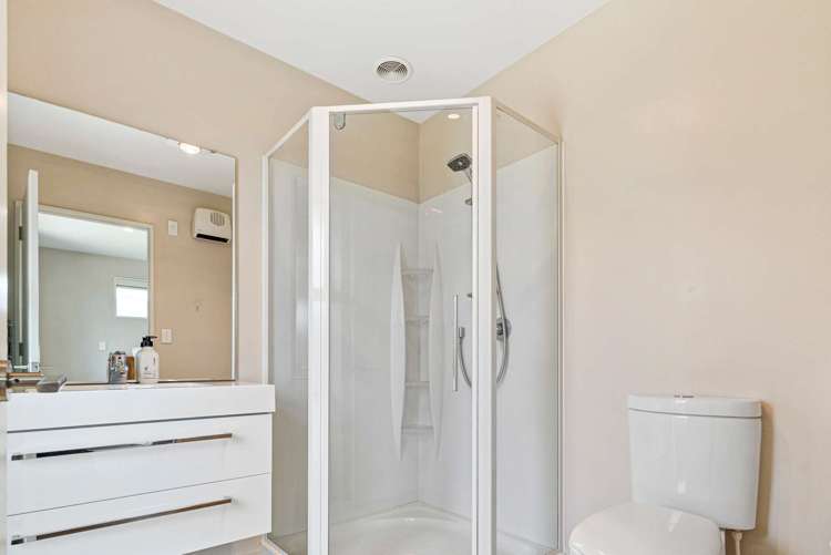 30 Craig Thompson Drive Lincoln_12