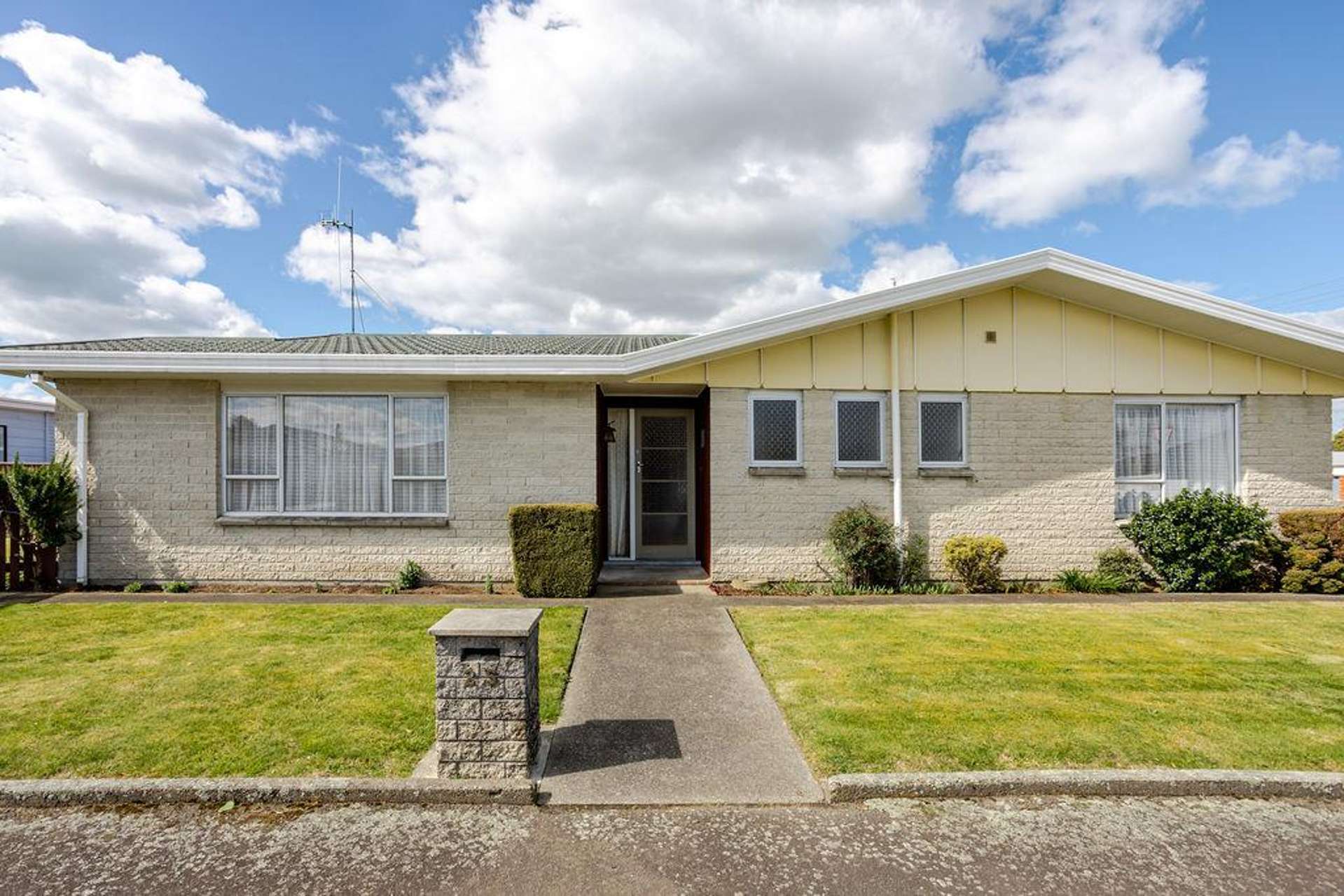 25 McPhee Street Dannevirke_0