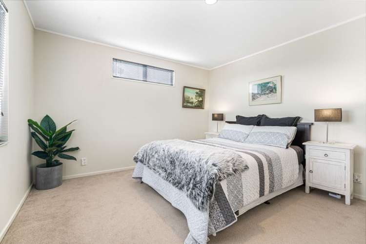 1/2 Valley Road Northcote_9