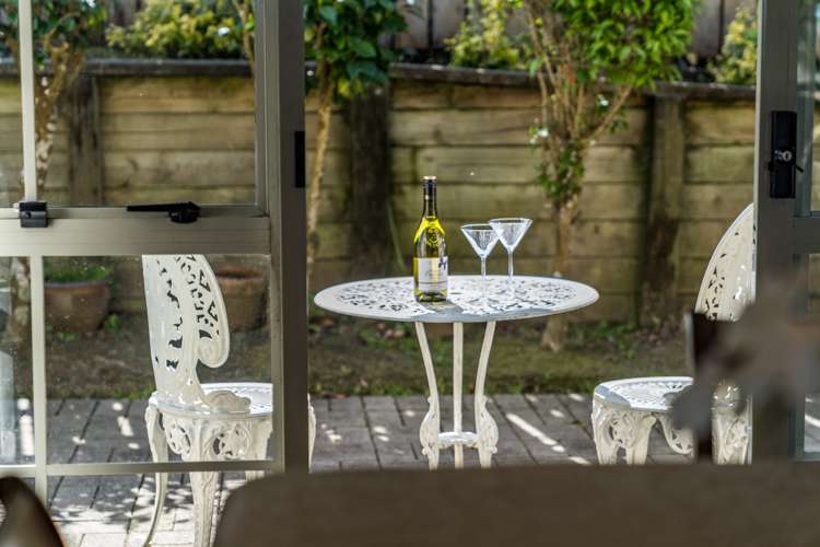 11 Evergreen Rise New Lynn_15