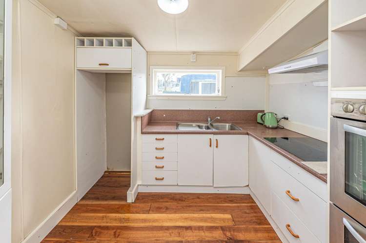 84 Liverpool Street Whanganui Central_17