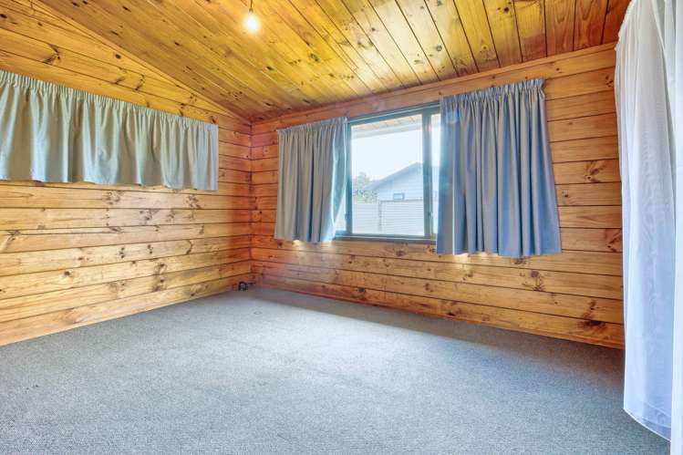 231 Flaxmere Avenue Flaxmere_11