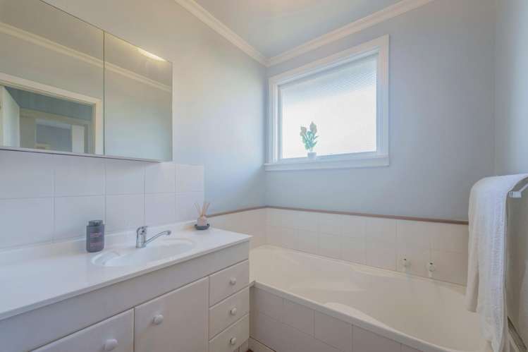 3 Allstone Place Burwood_13