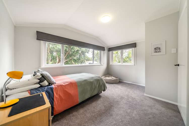 1 Mitchell Street Epuni_17