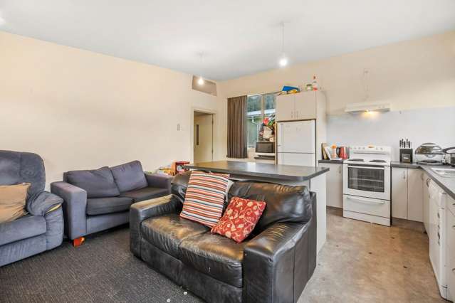 8 Allen Street North East Valley_3