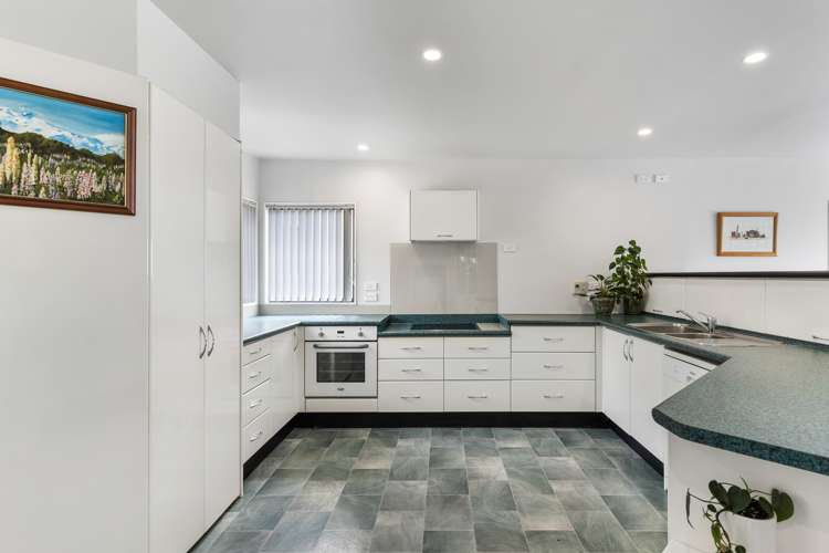 86 Wade River Road Stanmore Bay_8