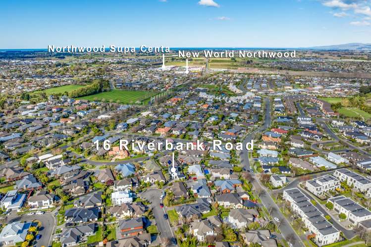 16 Riverbank Road Northwood_24