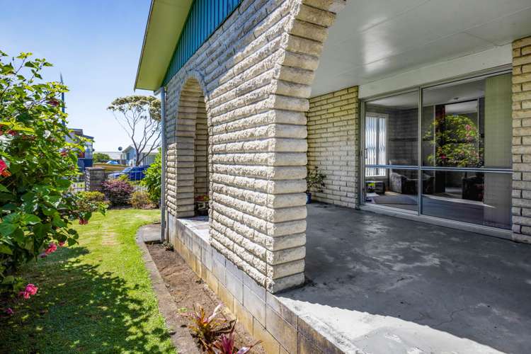 40 High Street East Waitara_23