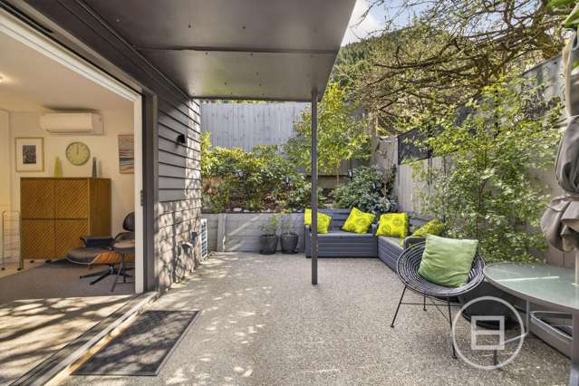 1/14 Fryer Street Queenstown East_2