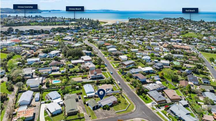 35 Fairway Avenue Red Beach_2