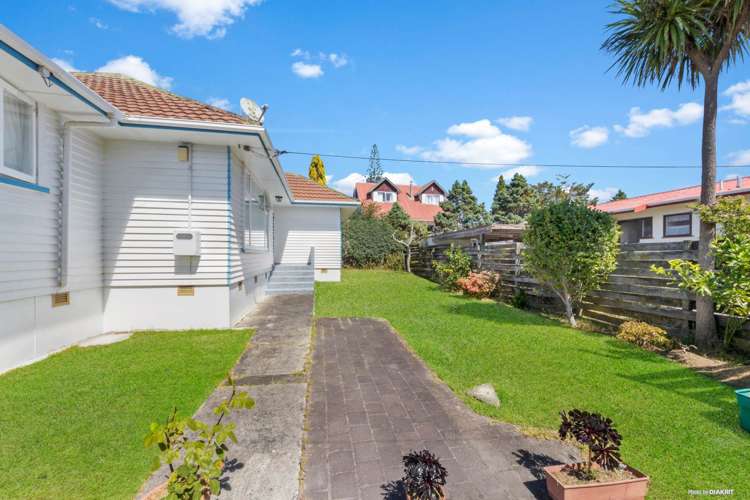 2/91 Lynwood Road New Lynn_17