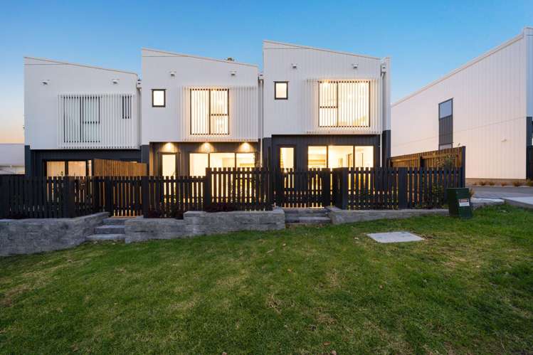 2/18 Handley Avenue Devonport_11