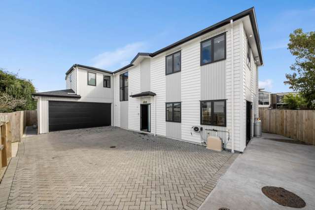 Spacious Family Living with Privacy In a Prime...