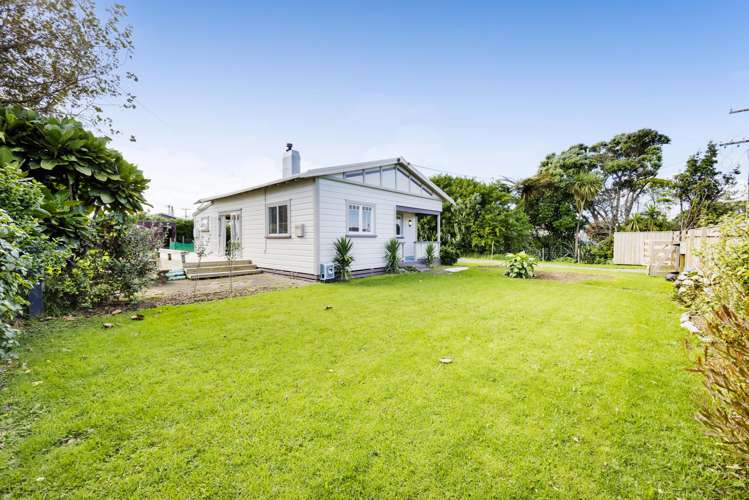 63 King Street Opunake_31