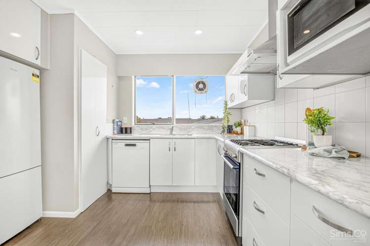 18 Exeter Crescent Springvale_12