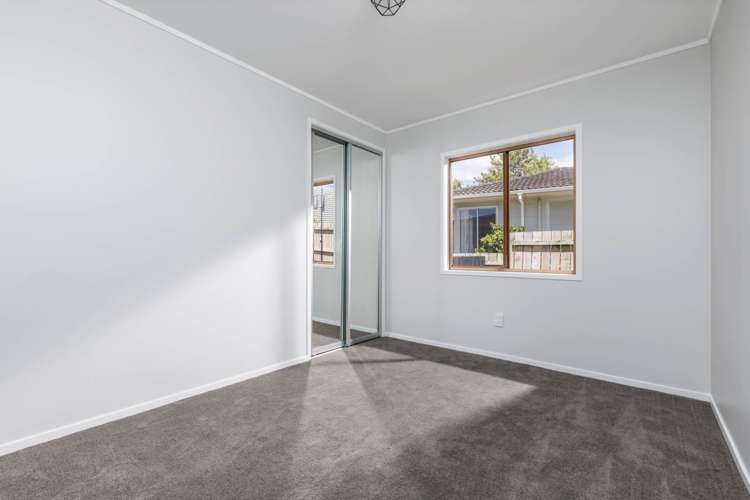 1/37 Camrose Place Glenfield_9