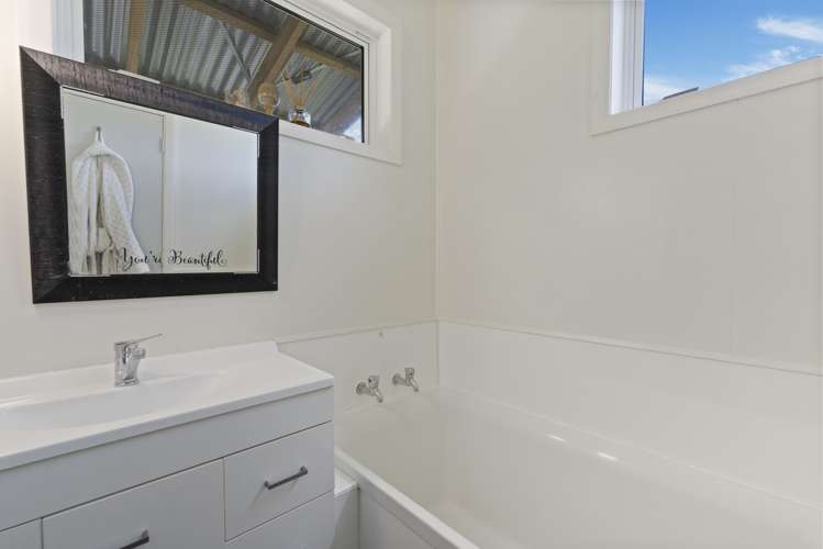 147 Hokio Sand Road Hokio Beach_14