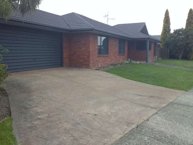 82 Aldinga Avenue Stoke_2