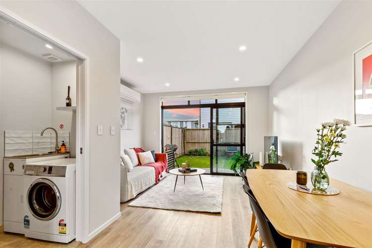 35 Treloar Crescent Hobsonville_8