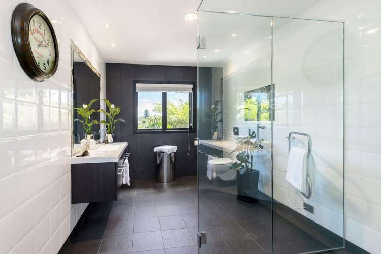 8a The Drive Epsom_13