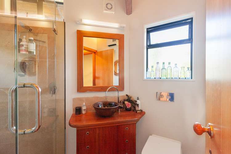 10 Labyrinth Lane Takaka_8