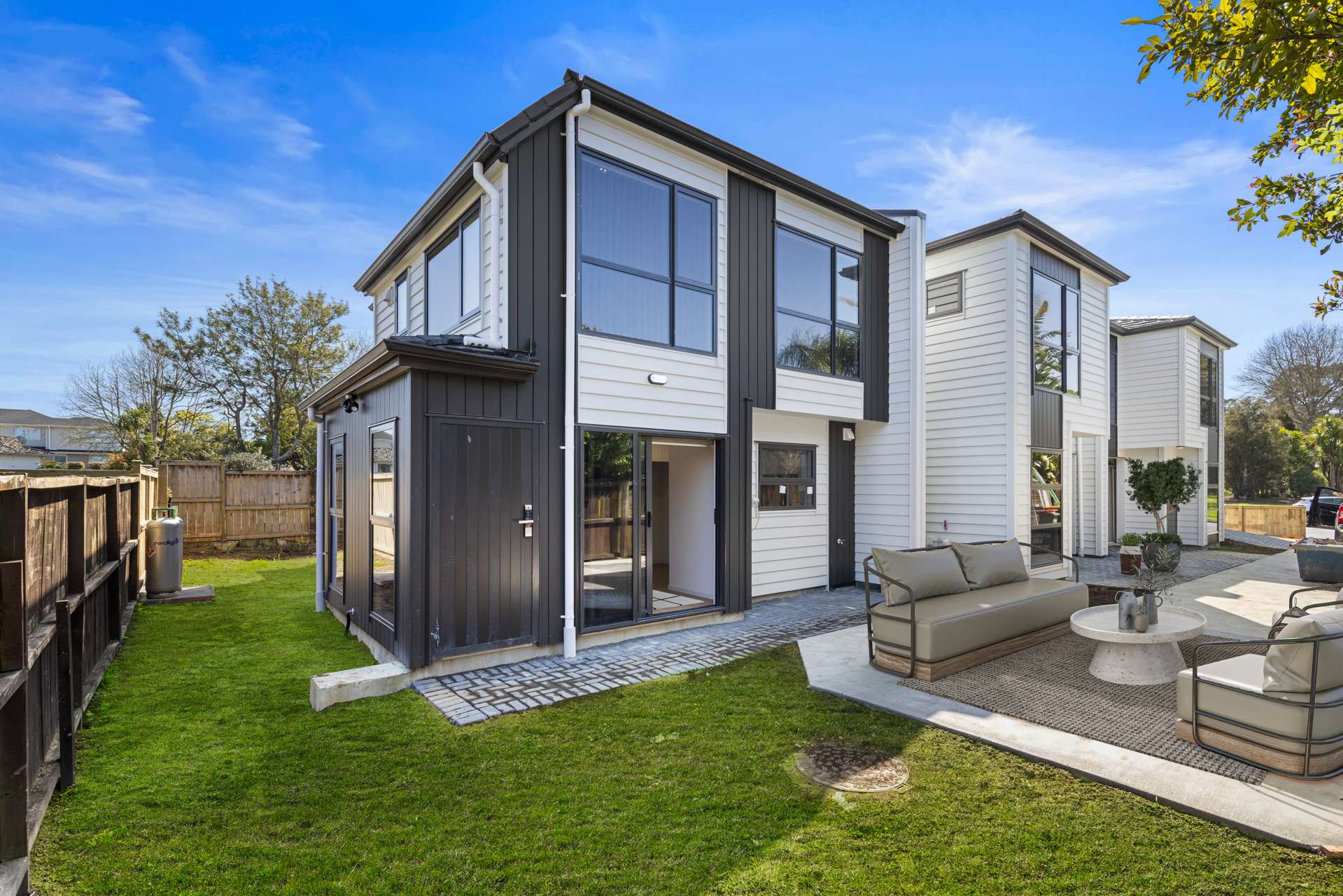 4/89 Cascades Road Pakuranga Heights_0