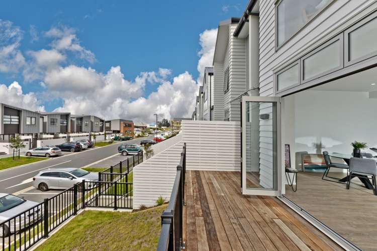 20 Watermill Lane Silverdale_6