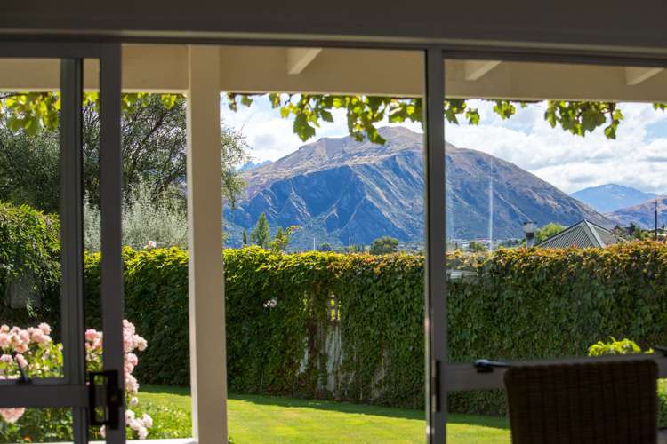 10 Kings Drive Wanaka_18