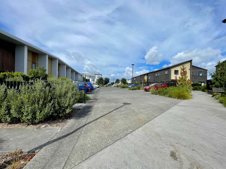 22 Arvo Lane Hobsonville_11