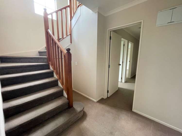 42a Bradbury Road Botany Downs_8