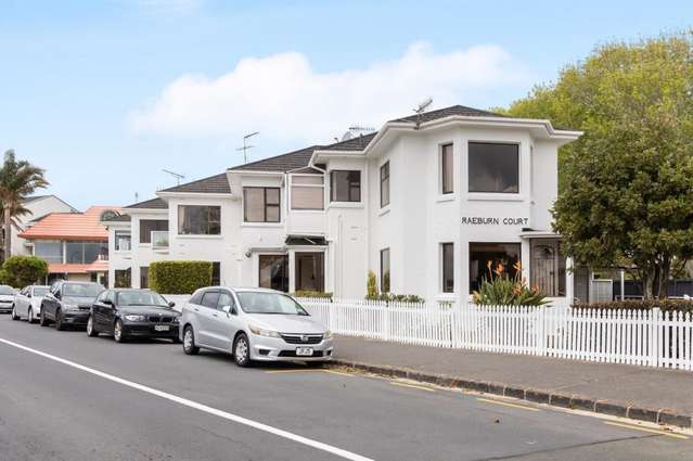 1/1 Cliff Road Saint Heliers_4