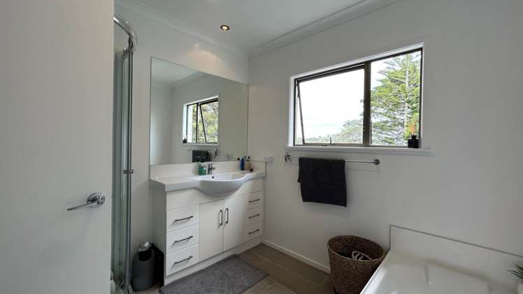 501 Whangaparaoa Road Stanmore Bay_10