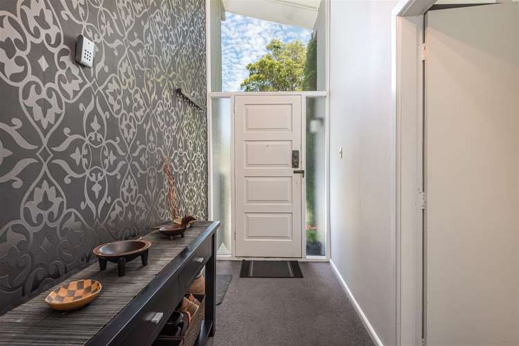 9 Woodstock Place Russley_2