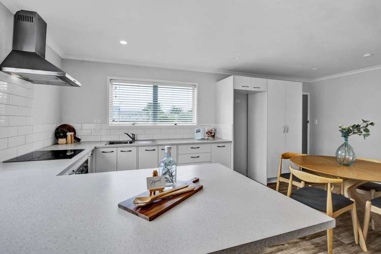 81 Fenton Street Stratford_6